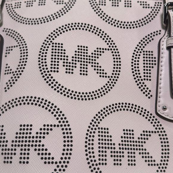 Michael Kors Voyager Tote Bag Optic White Leather NWT MK Logo Shoulder Handbag - Picture 15 of 15